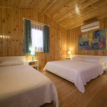 Bal Badem Bed & Breakfast *