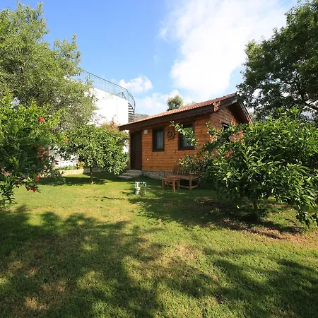 Bal Badem Bed & Breakfast