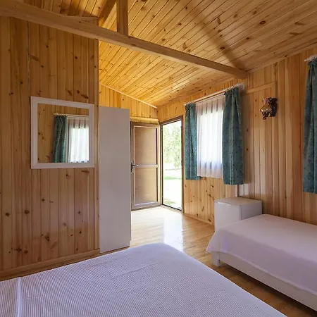 Bal Badem 住宿加早餐酒店 *